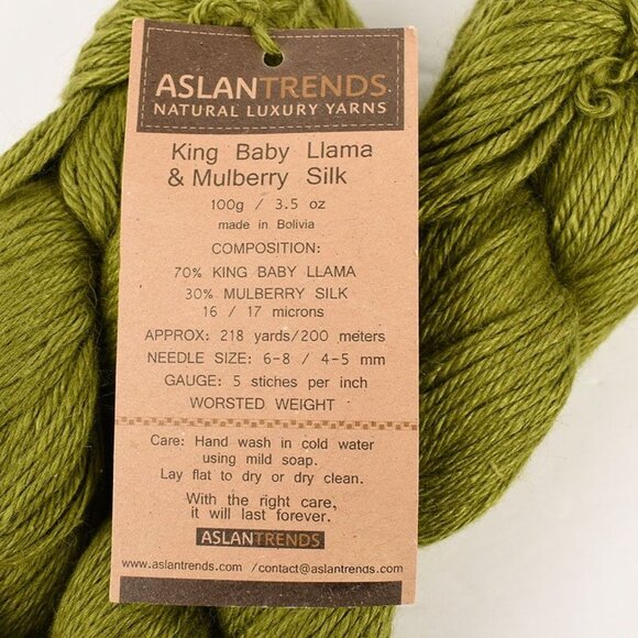 Asian Trends King Baby Llama & Mulberry Silk Yarn Worsted Weight 2 Skeins Olive - Picture 3 of 4